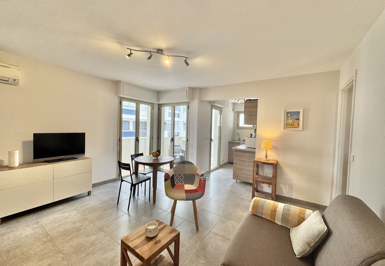 Apartment in Cannes - CAP BEACH