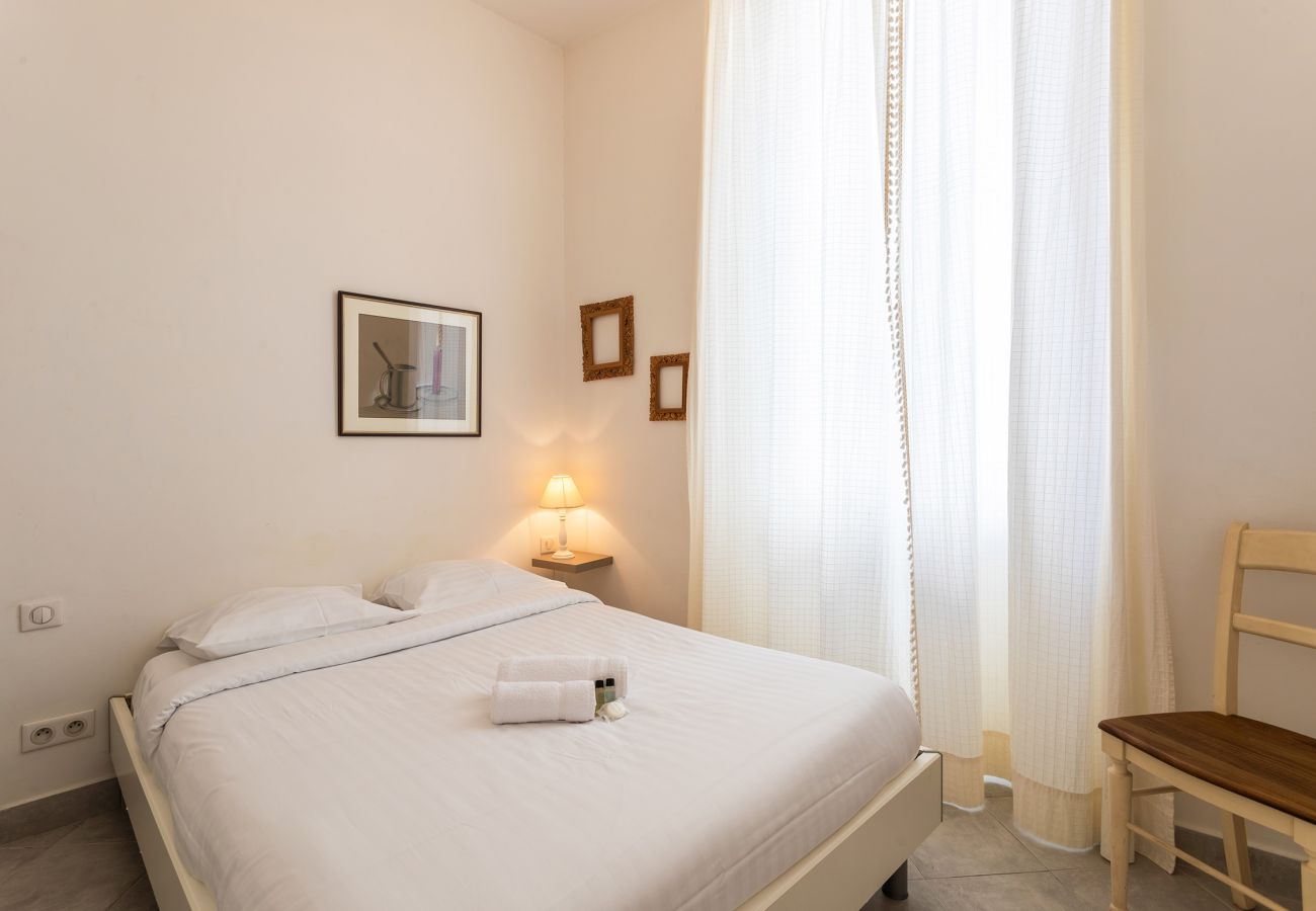 Appartement à Cannes - LAT1101 / Logement situé à deux pas de la plage