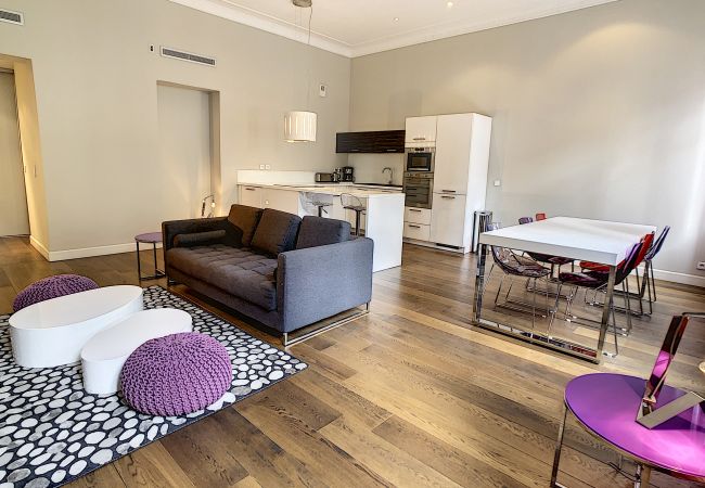 Appartement à Cannes - CIR3374 / SPACIEUX 3 PIECES RUE D'ANTIBES / LE CID