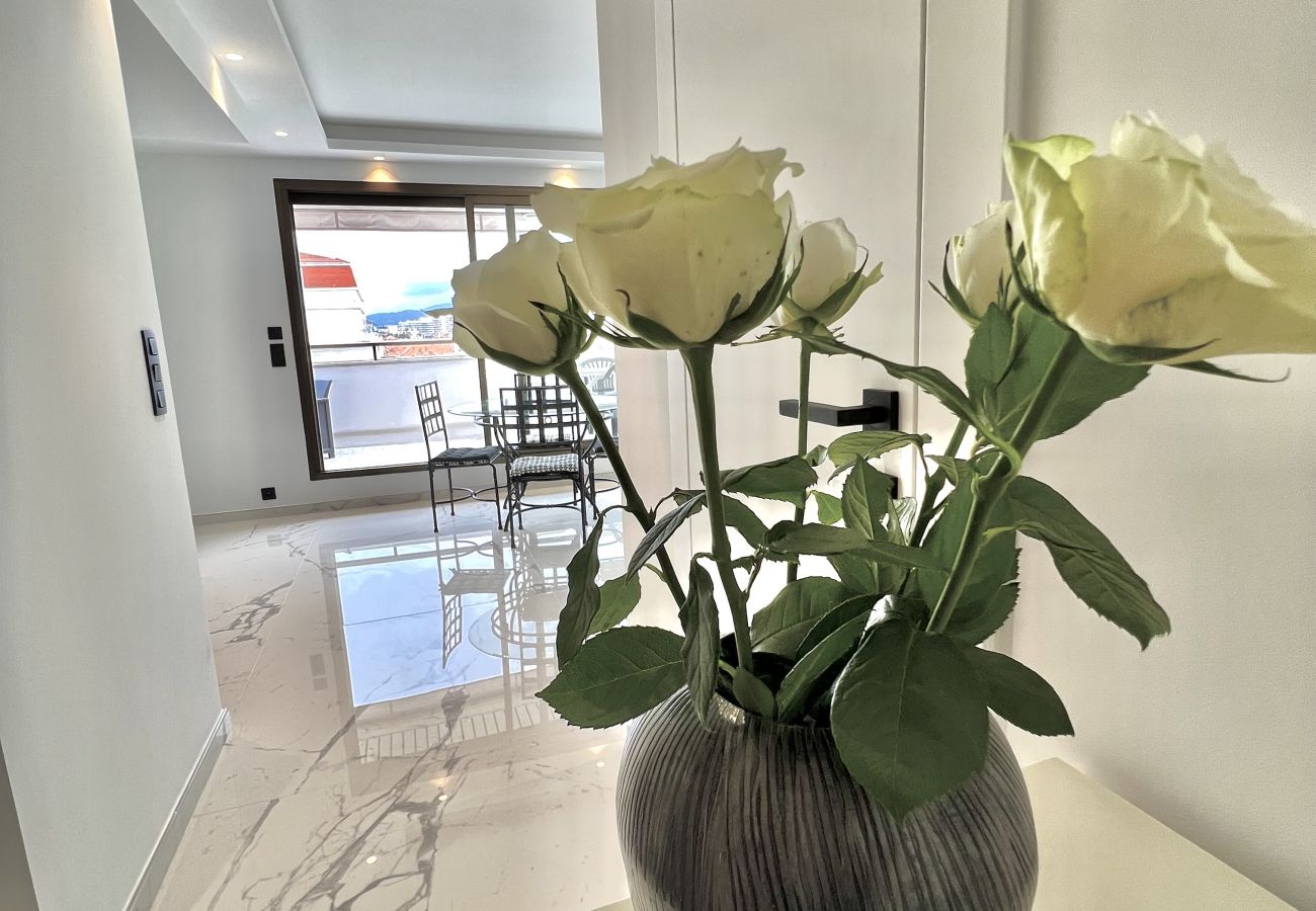 Appartement à Cannes - DEL562 Appartement de luxe avec magnifique vue