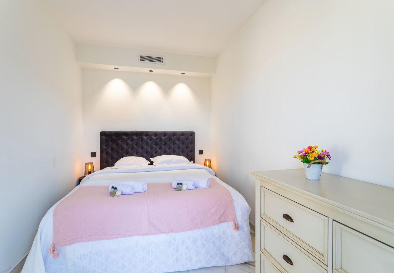 Appartement à Cannes - DEL562 Appartement de luxe avec magnifique vue
