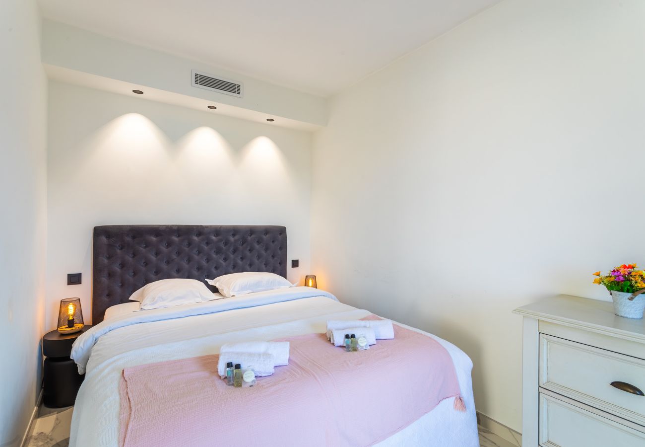 Appartement à Cannes - DEL562 Appartement de luxe avec magnifique vue