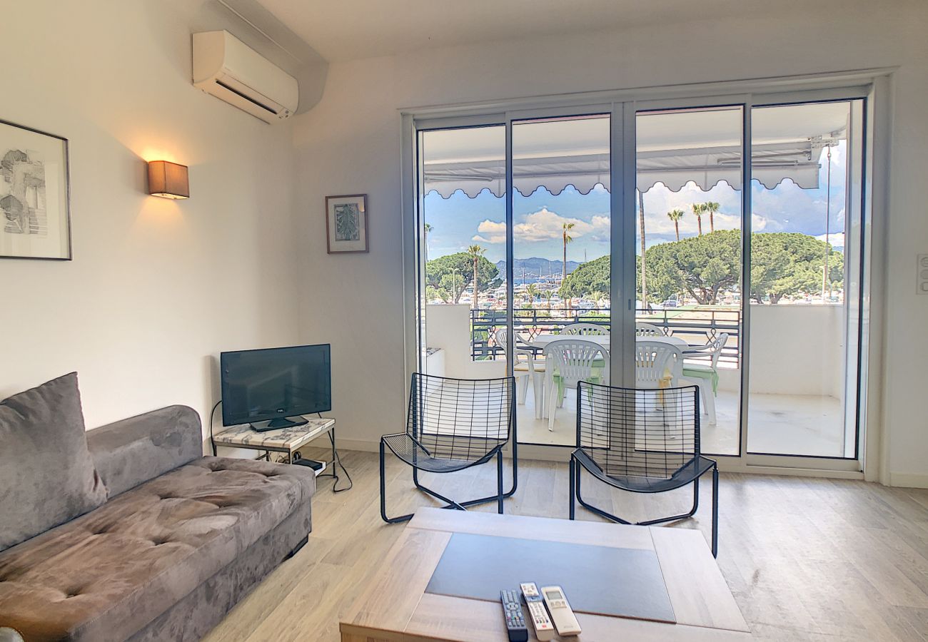 Appartement à Cannes - SAU310 / face mer Sur Croisette 3 chambres