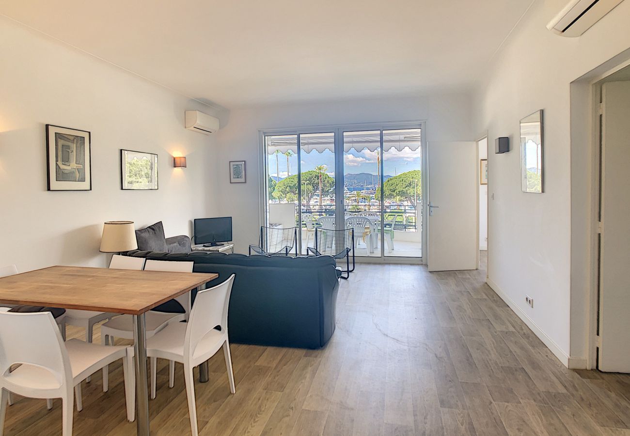 Appartement à Cannes - SAU310 / face mer Sur Croisette 3 chambres