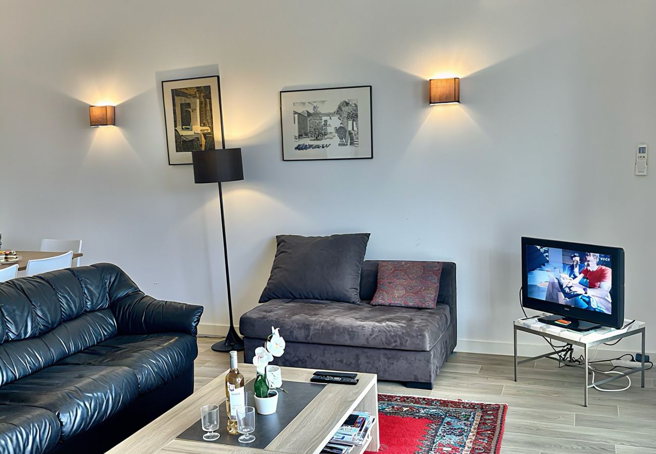 Appartement à Cannes - SAU310 / face mer Sur Croisette 3 chambres