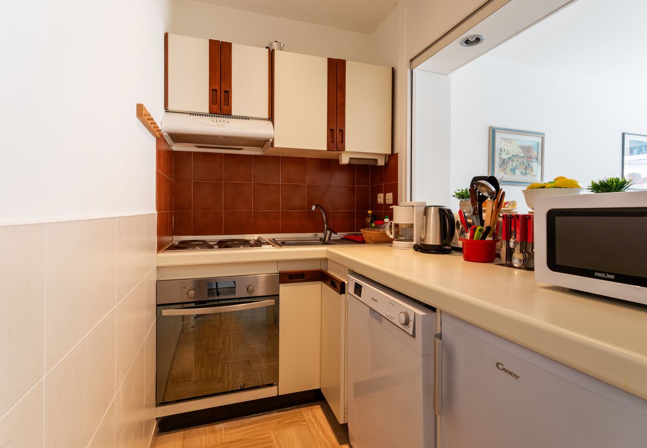 Studio à Cannes - BRA507 Studio terrasse Residence Gray d'Albion