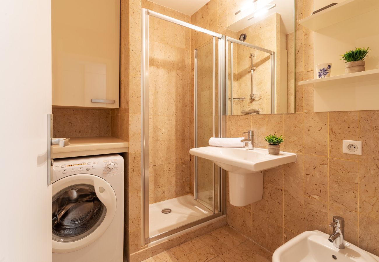 Studio à Cannes - BRA507 Studio terrasse Residence Gray d'Albion