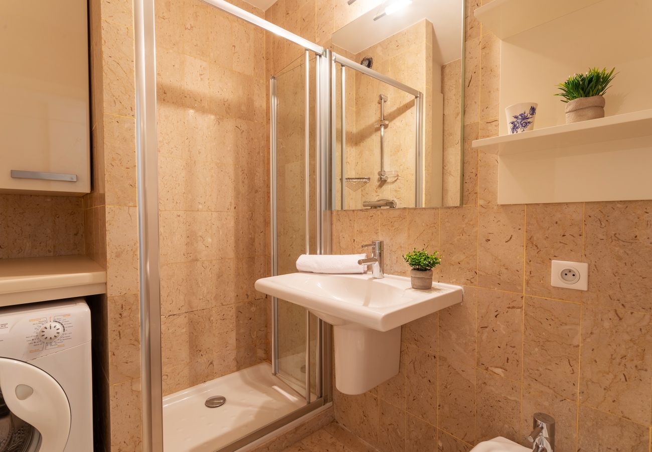 Studio à Cannes - BRA507 Studio terrasse Residence Gray d'Albion