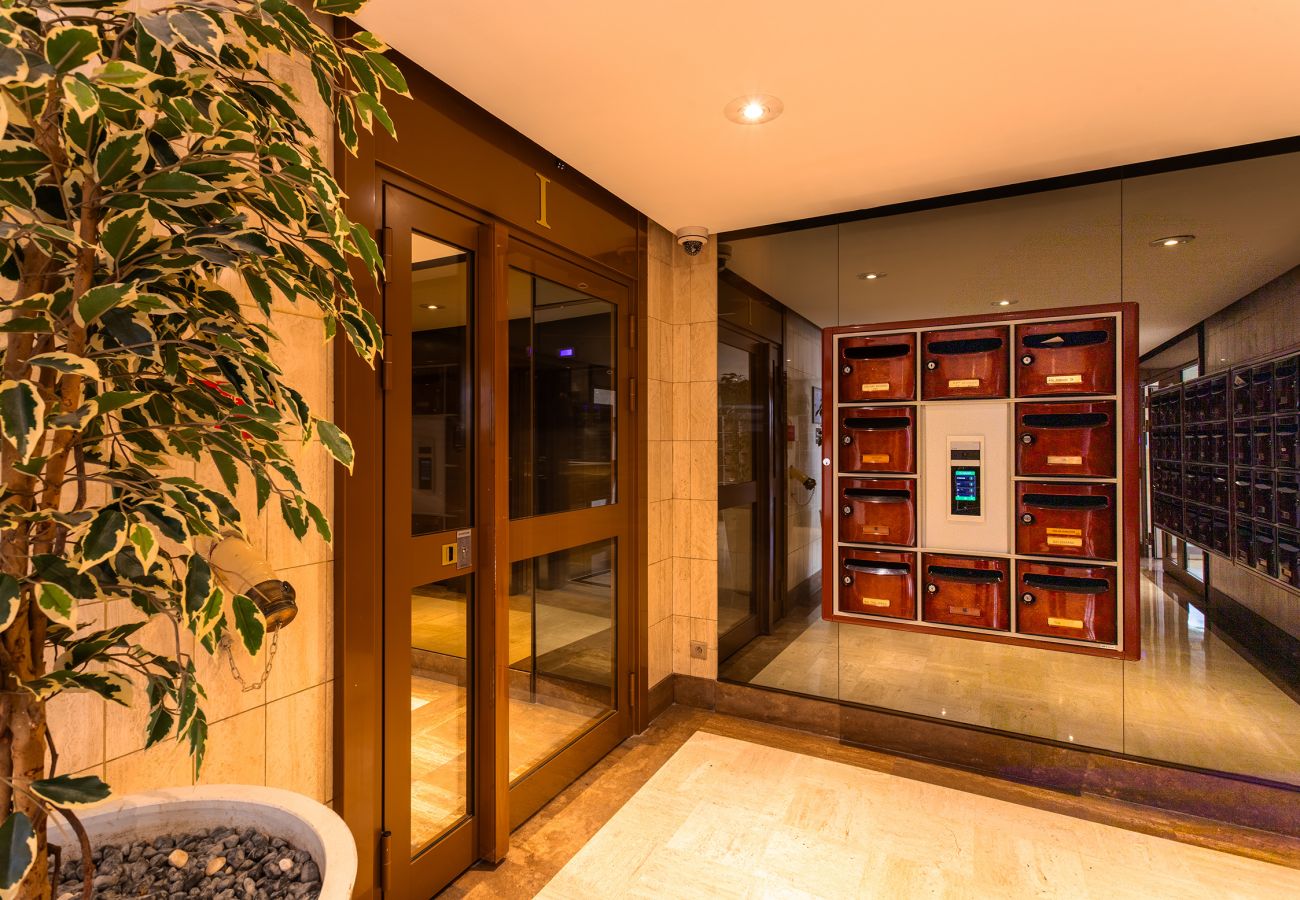 Studio à Cannes - BRA507 Studio terrasse Residence Gray d'Albion