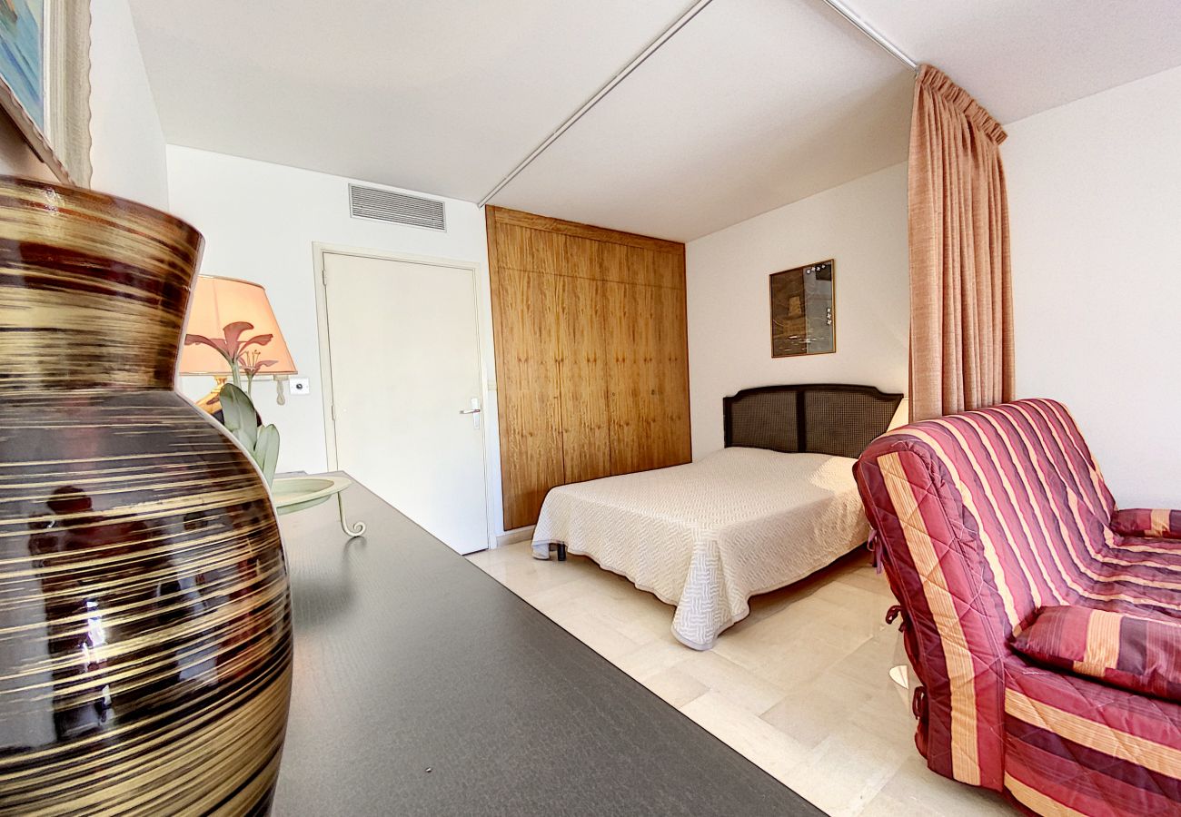 Studio à Cannes - BON500 Studio Gray d'Albion Residence