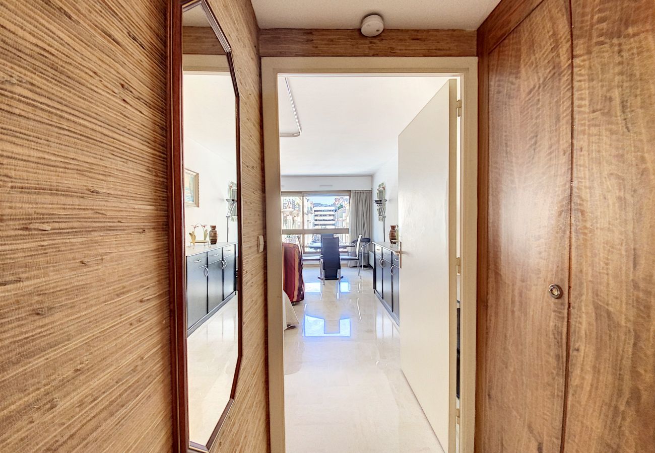 Studio à Cannes - BON500 Studio Gray d'Albion Residence