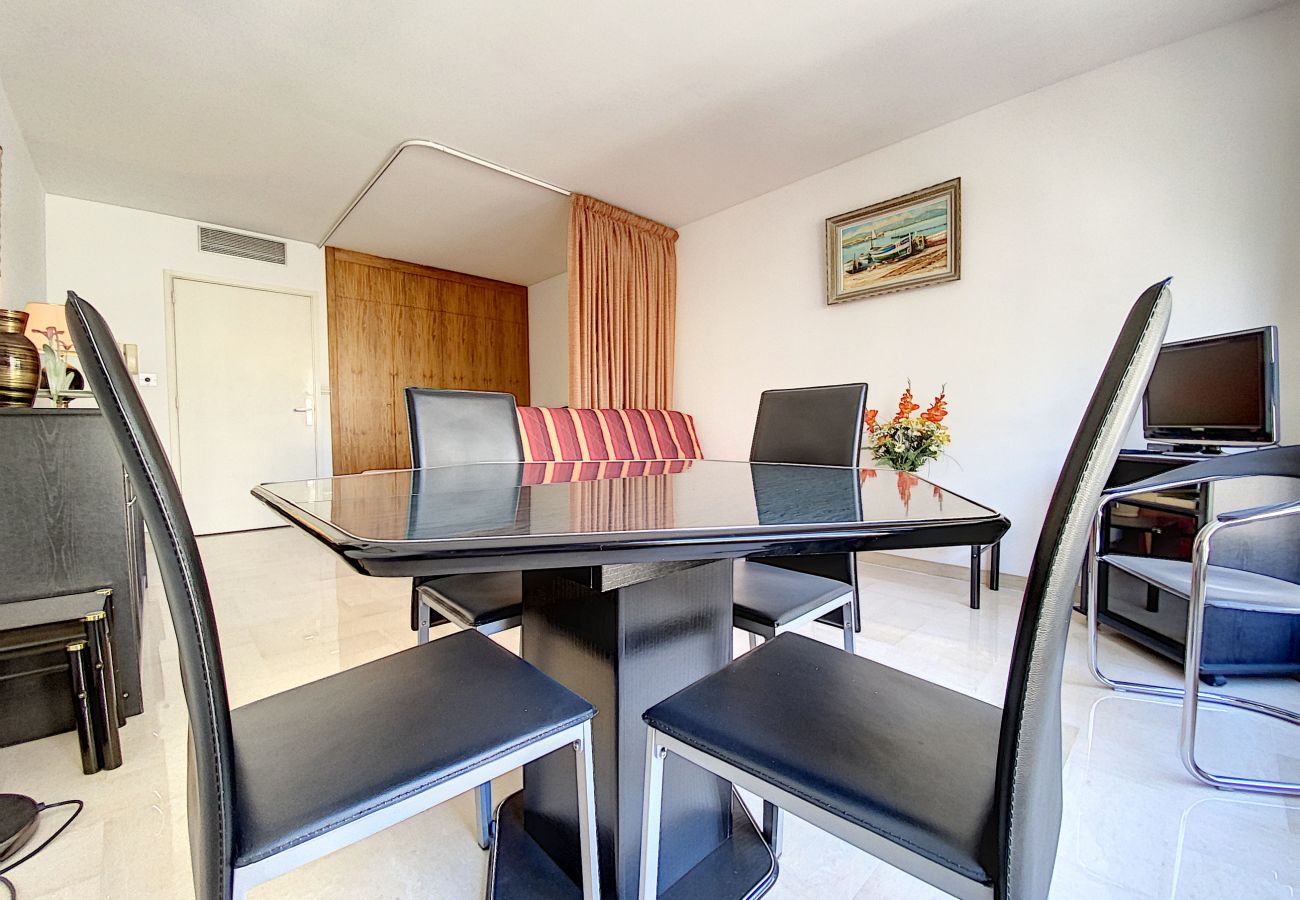 Studio à Cannes - BON500 Studio Gray d'Albion Residence