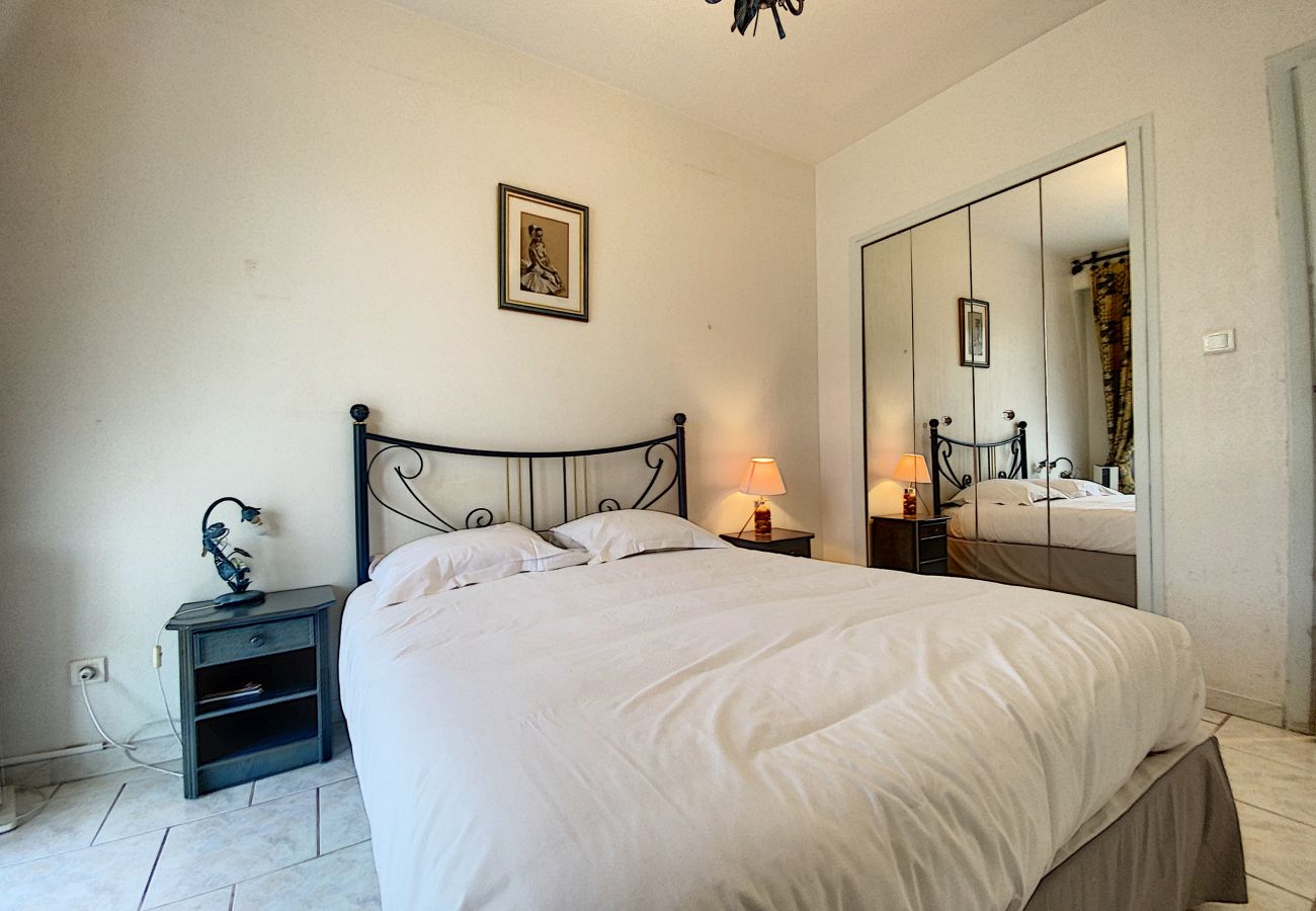 Appartement à Cannes - ZEL5392 / Le Bosquet / 1P