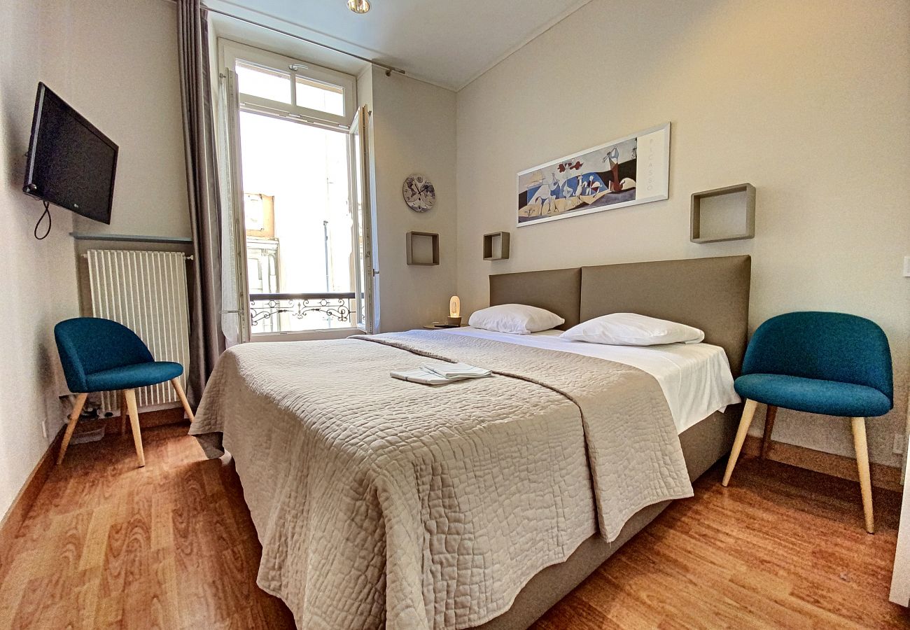 Appartement à Cannes - RAN44 Au centre ville 2 chambres