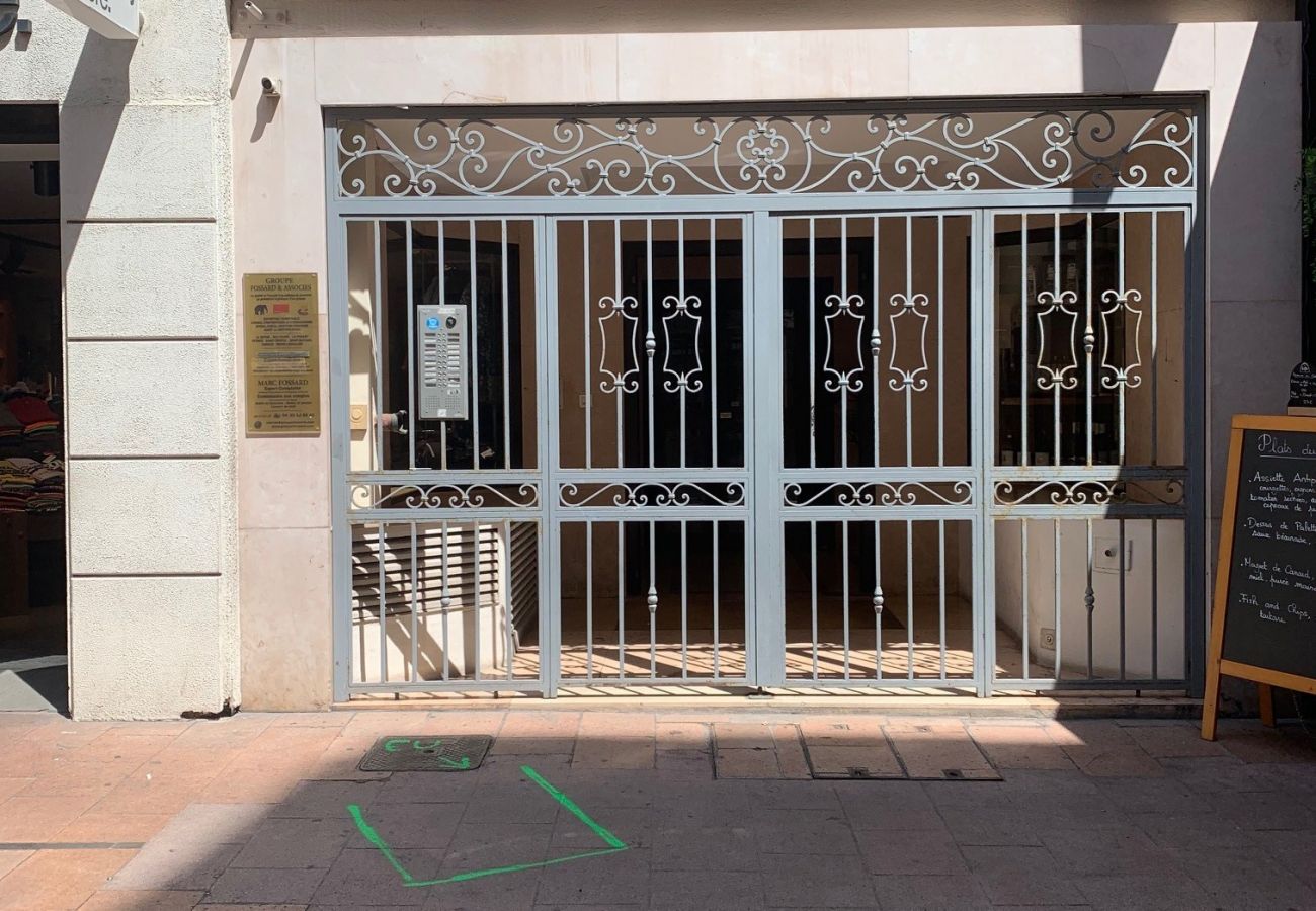 Appartement à Cannes - LHO5516 Au coeur de la ville 2 pièces