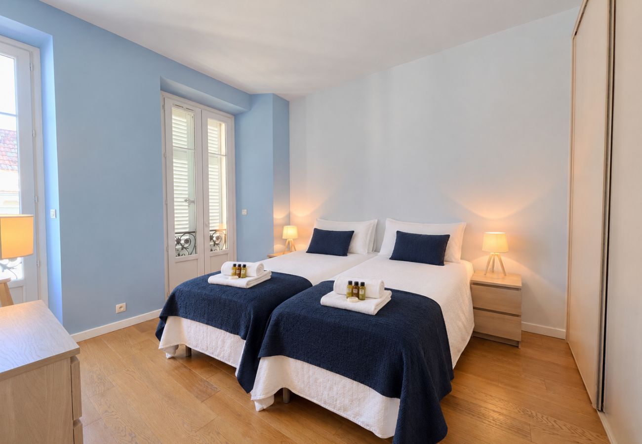 Appartement à Cannes - ZAC3562 / Spacieux 4 chambres centre ville