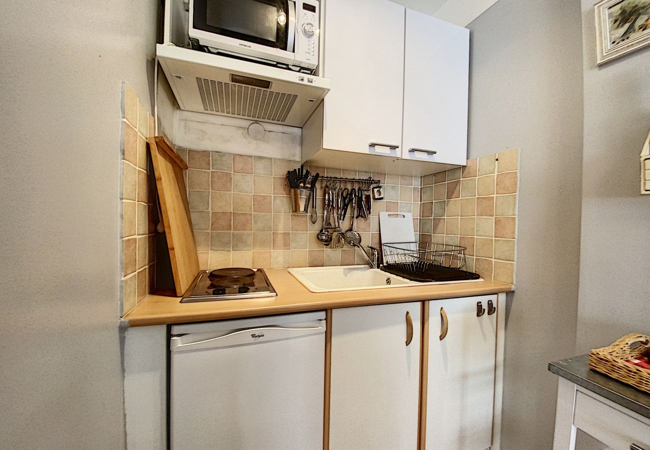 Appartement à Cannes - KRE3417 / Studio terrasse 2mn plage