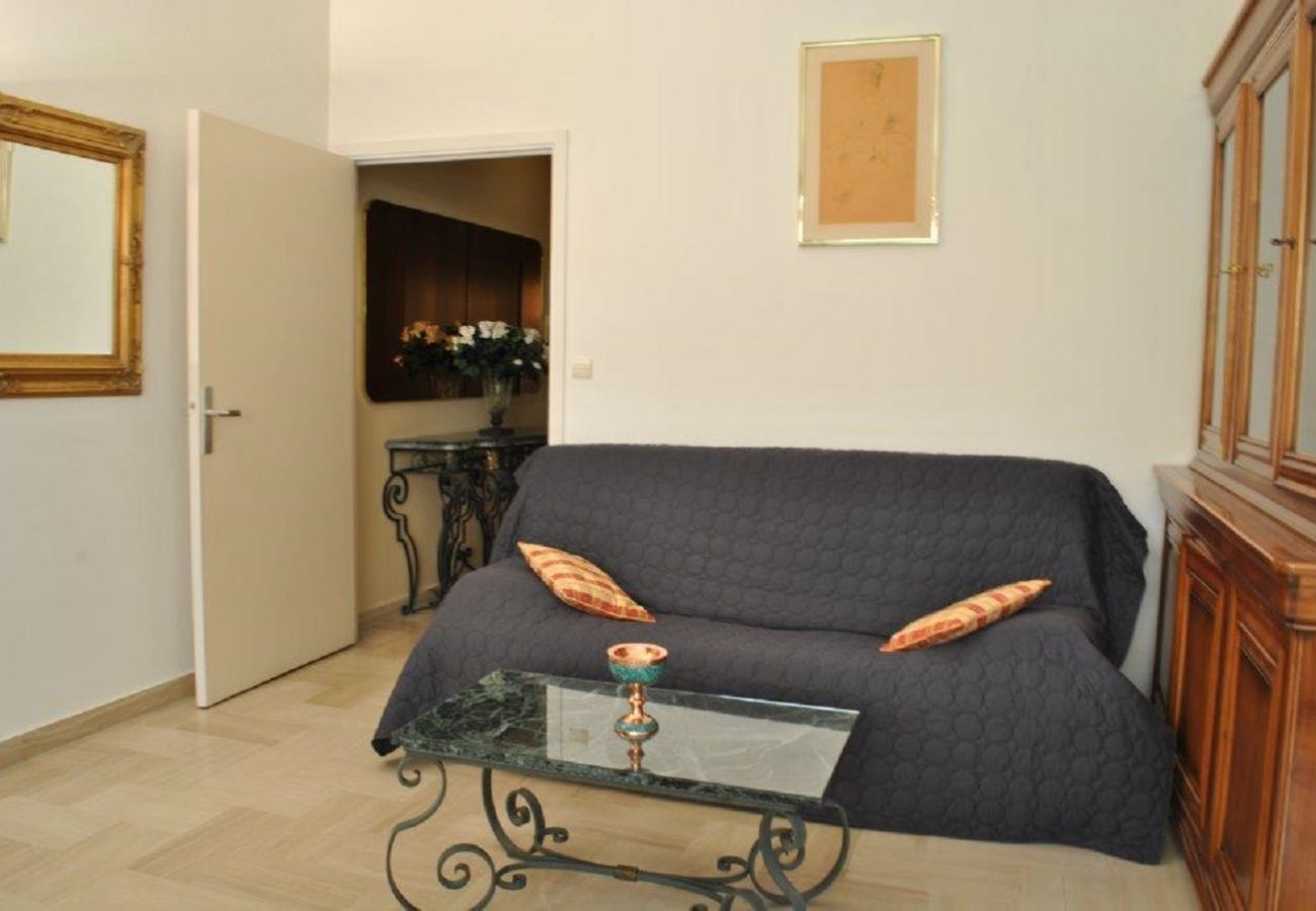 Studio à Cannes - LOU511 / Studio spacieux et bien équipé