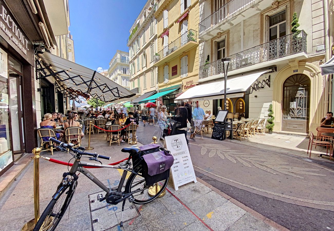 Appartement à Cannes - LON5218 Beau 2P, A/C et WI-FI, bien équipé