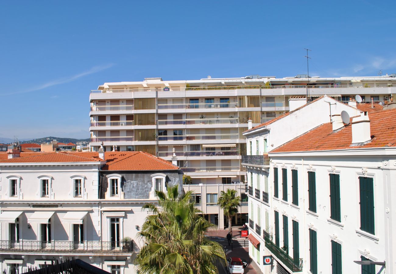 Appartement à Cannes - CUR1095 / Logement élégant idéalement placé