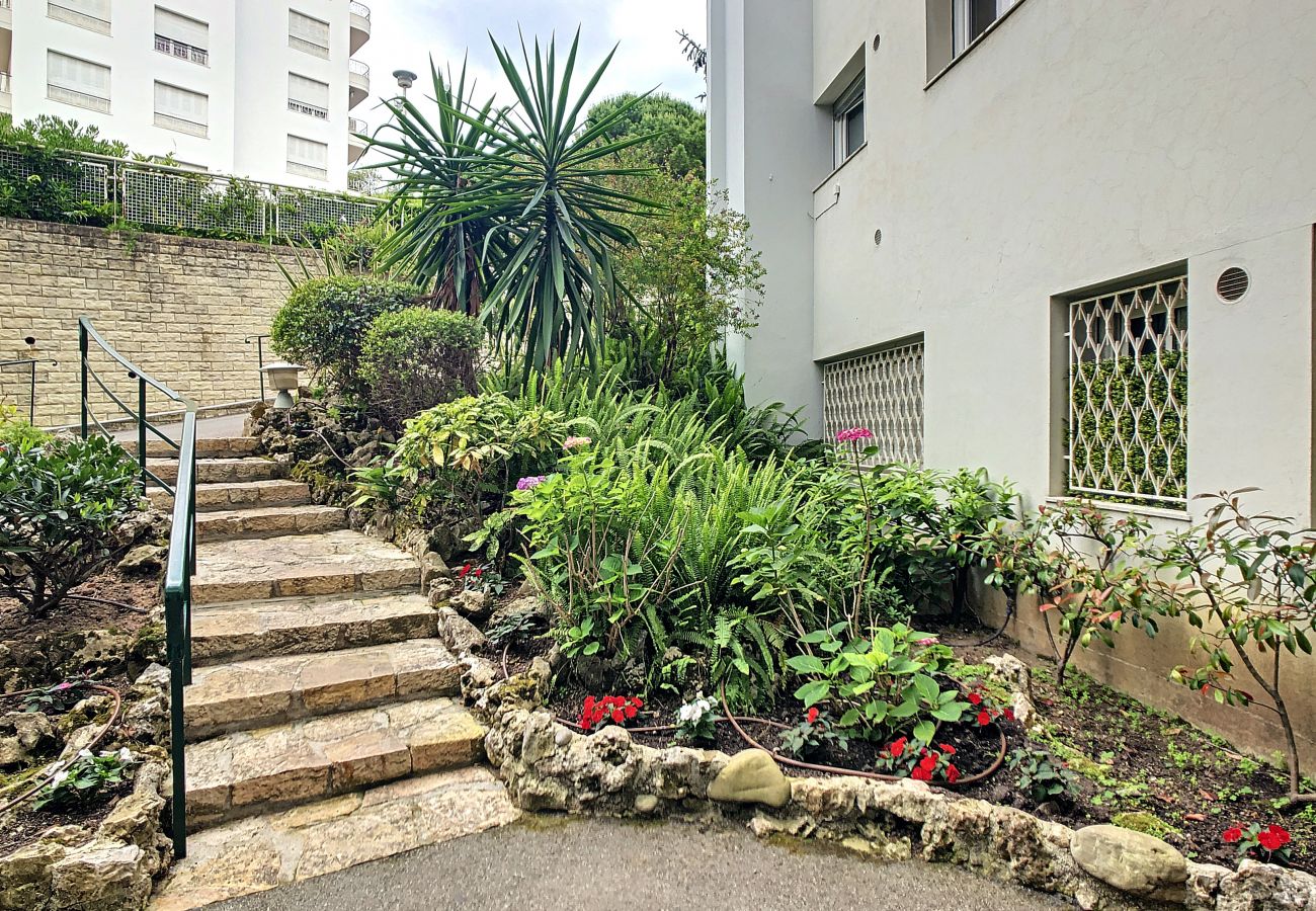 Appartement à Cannes - DET2002 / Super apt proche de toutes commodités