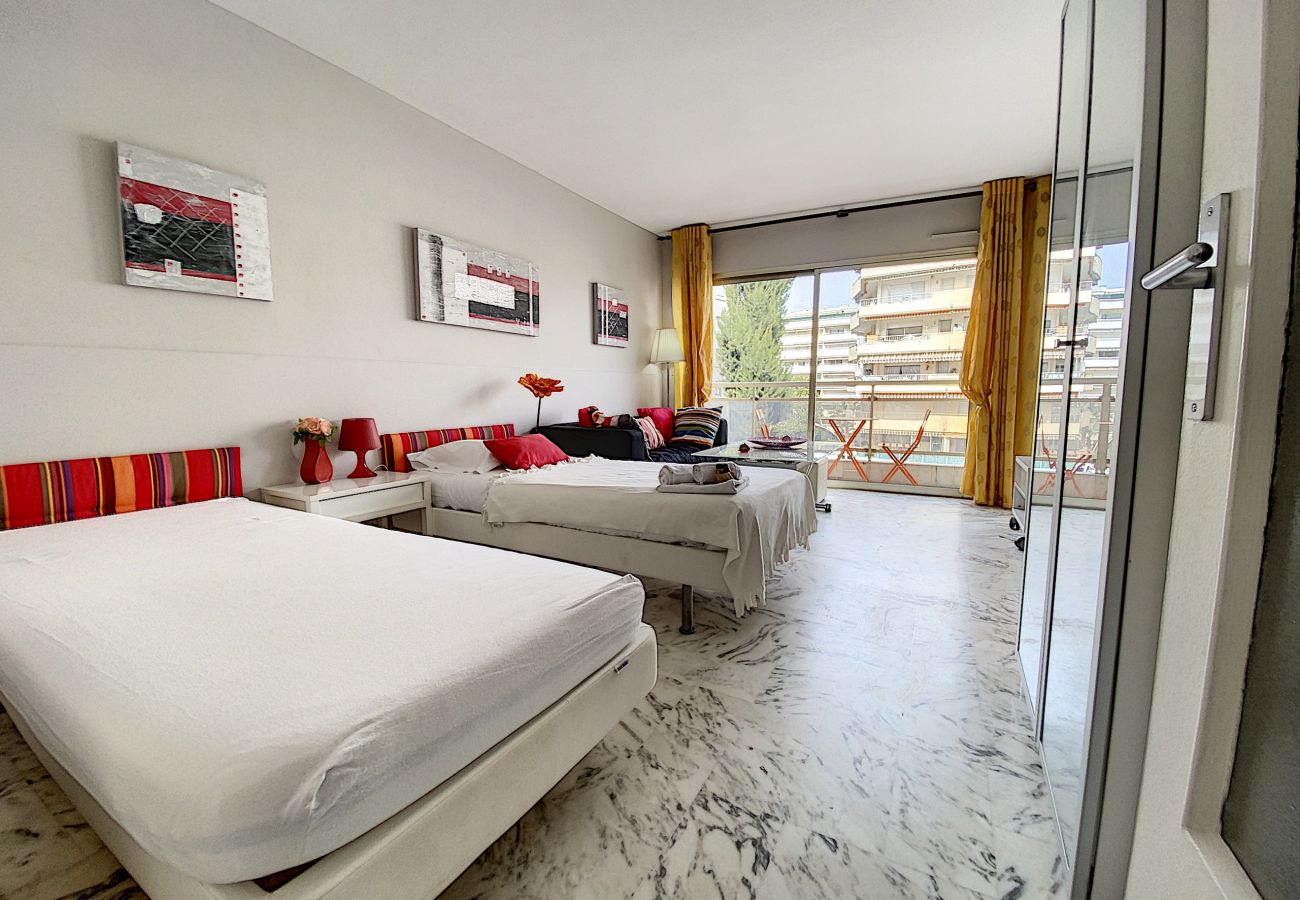 Studio à Cannes - DRI7 Beau studio 2 personnes / LES TUILERIES B/