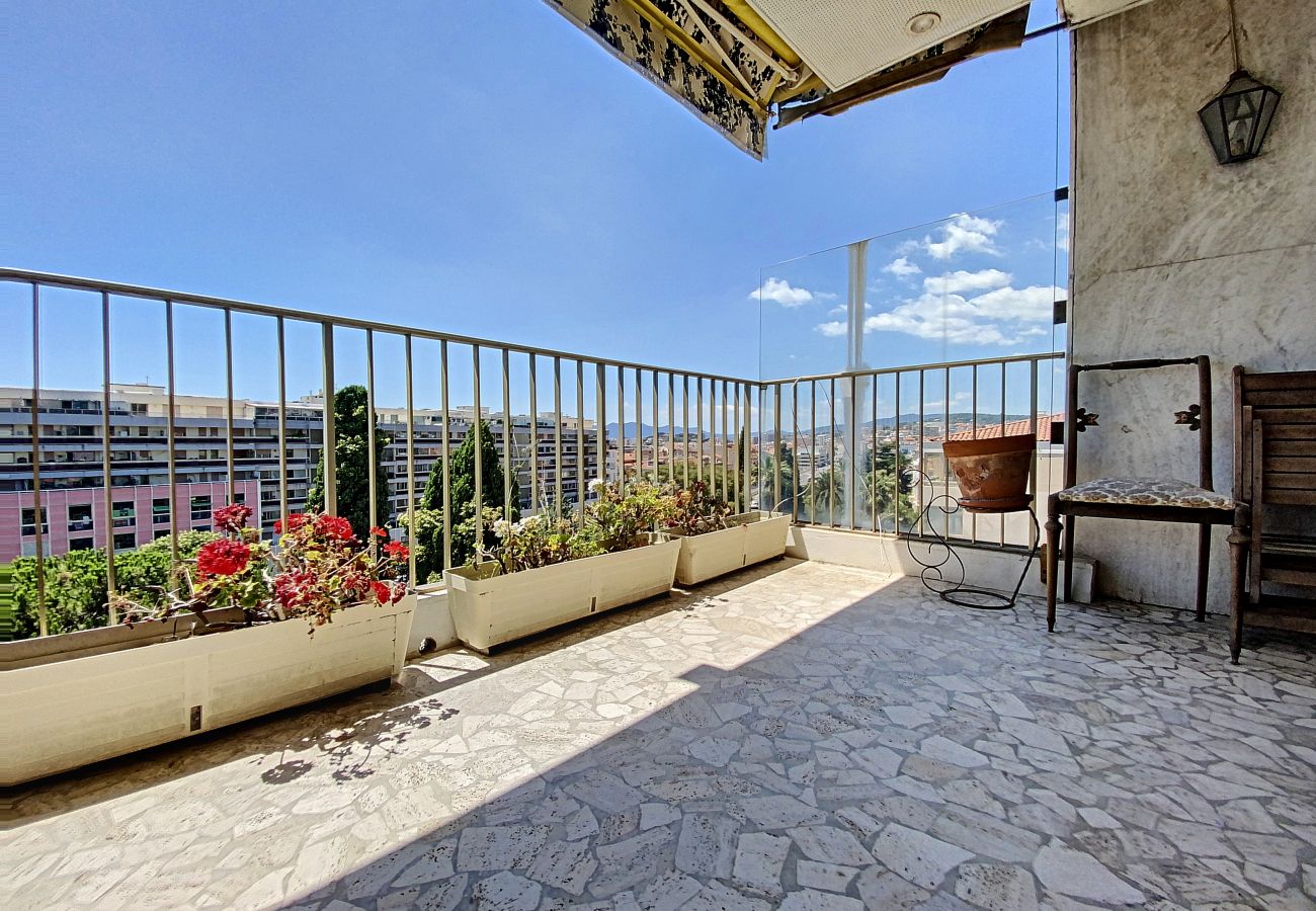 Appartement à Cannes - CHA34 / Spacieux 3 pièces, A/C, WI-FI