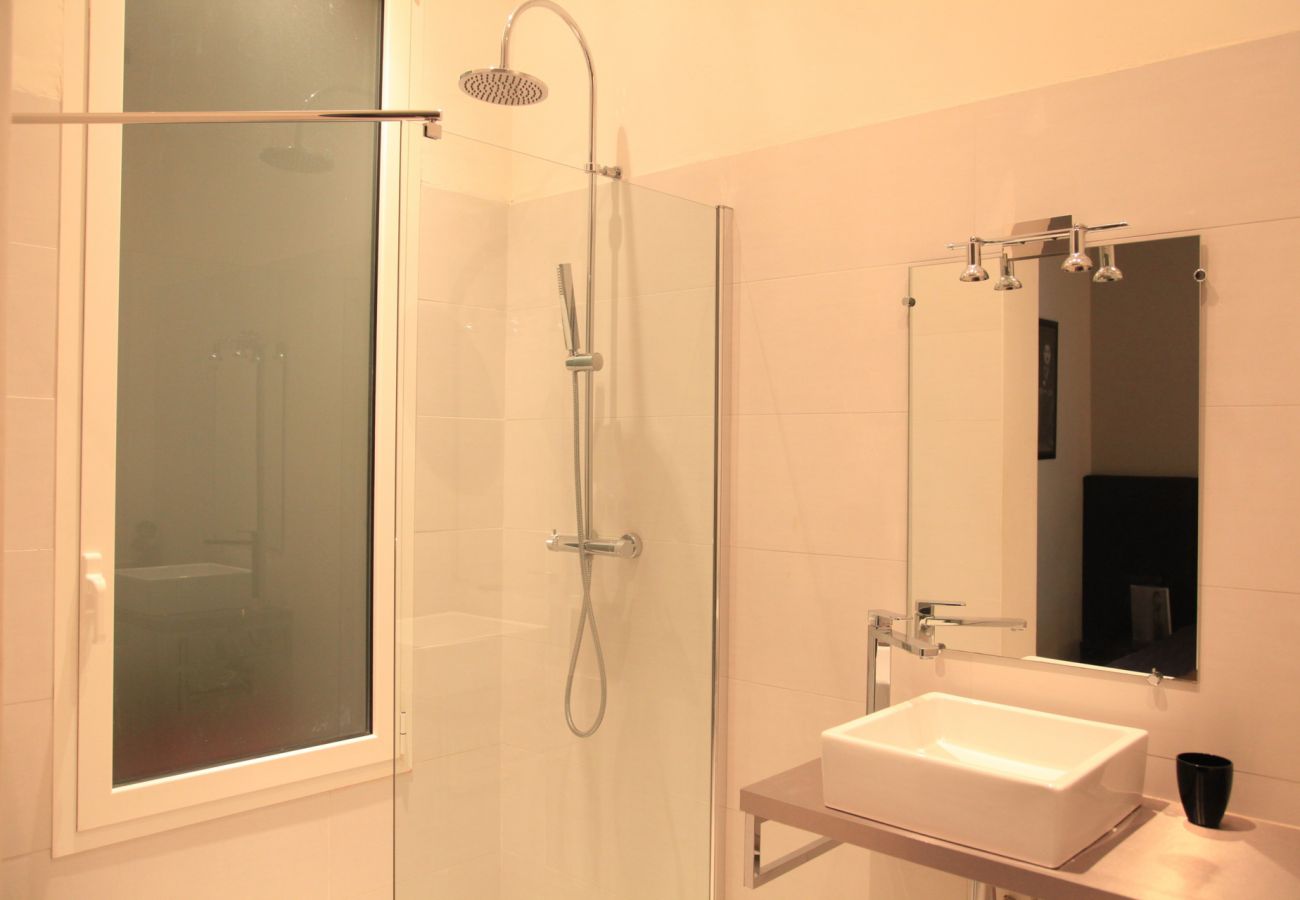 Appartement à Cannes - SUF3101 Beau 2 pièces moderne bine équippé