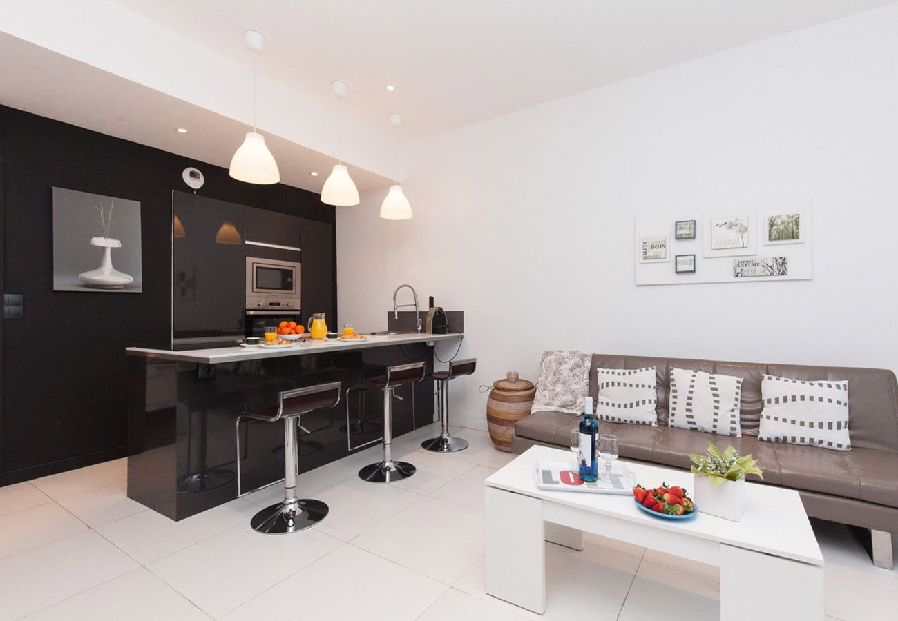 Appartement à Cannes - SUF3104 Beau 2 pièces moderne bien équippé