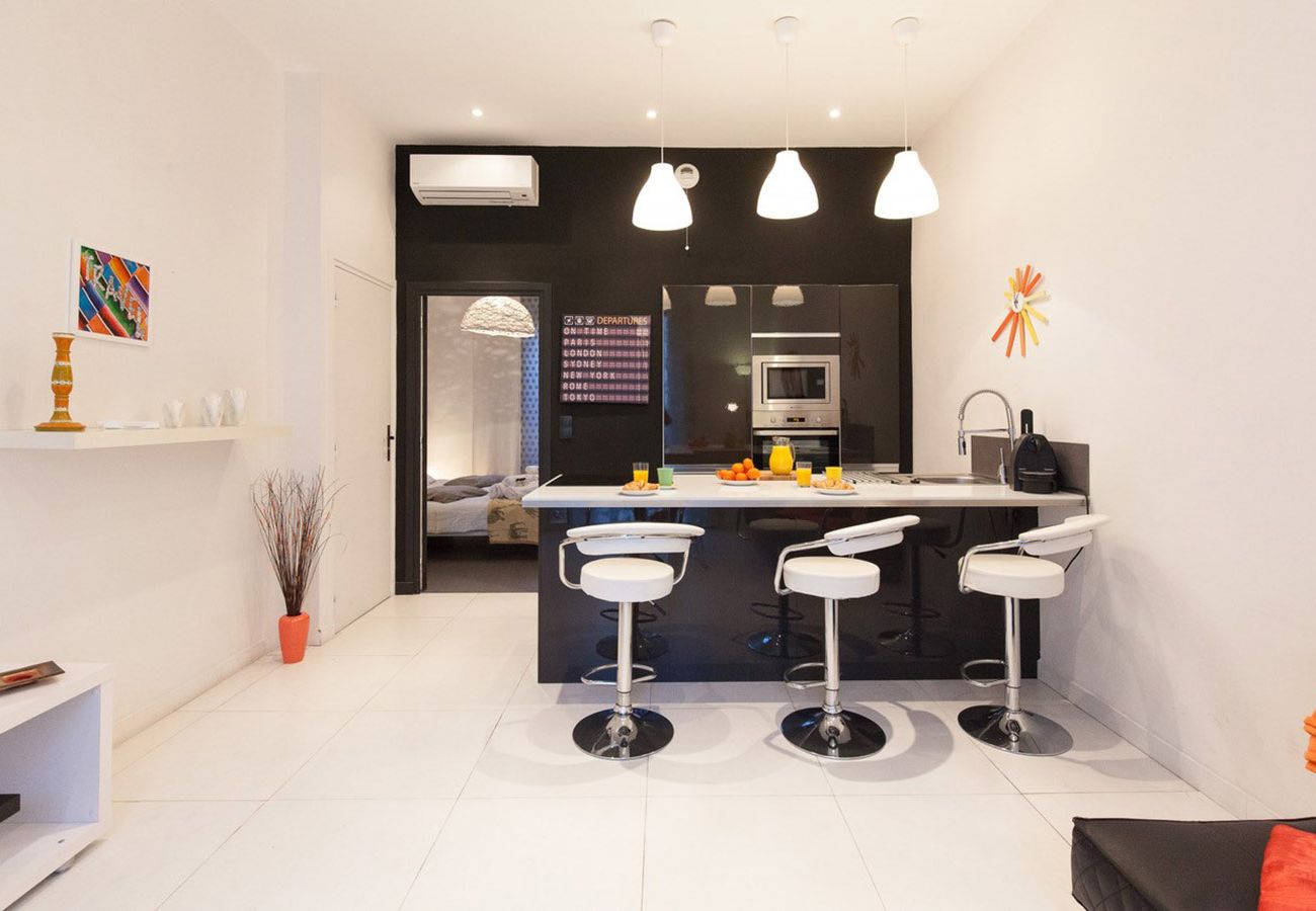 Appartement à Cannes - SUF3106 Beau 2 pièces moderne bien équippé