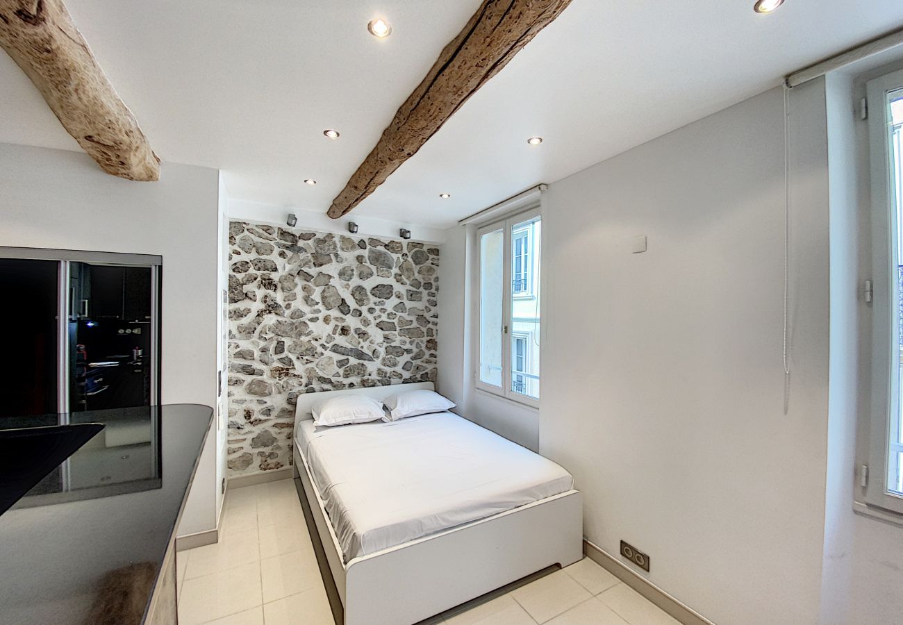 Studio à Cannes - BIA1820 Beau studio lumineux, à deux pas du Palais
