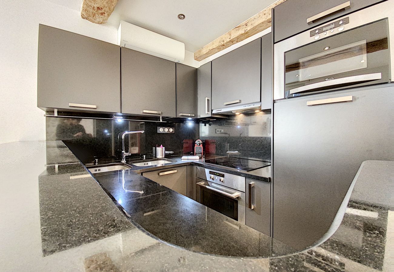 Studio à Cannes - BIA1820 Beau studio lumineux, à deux pas du Palais