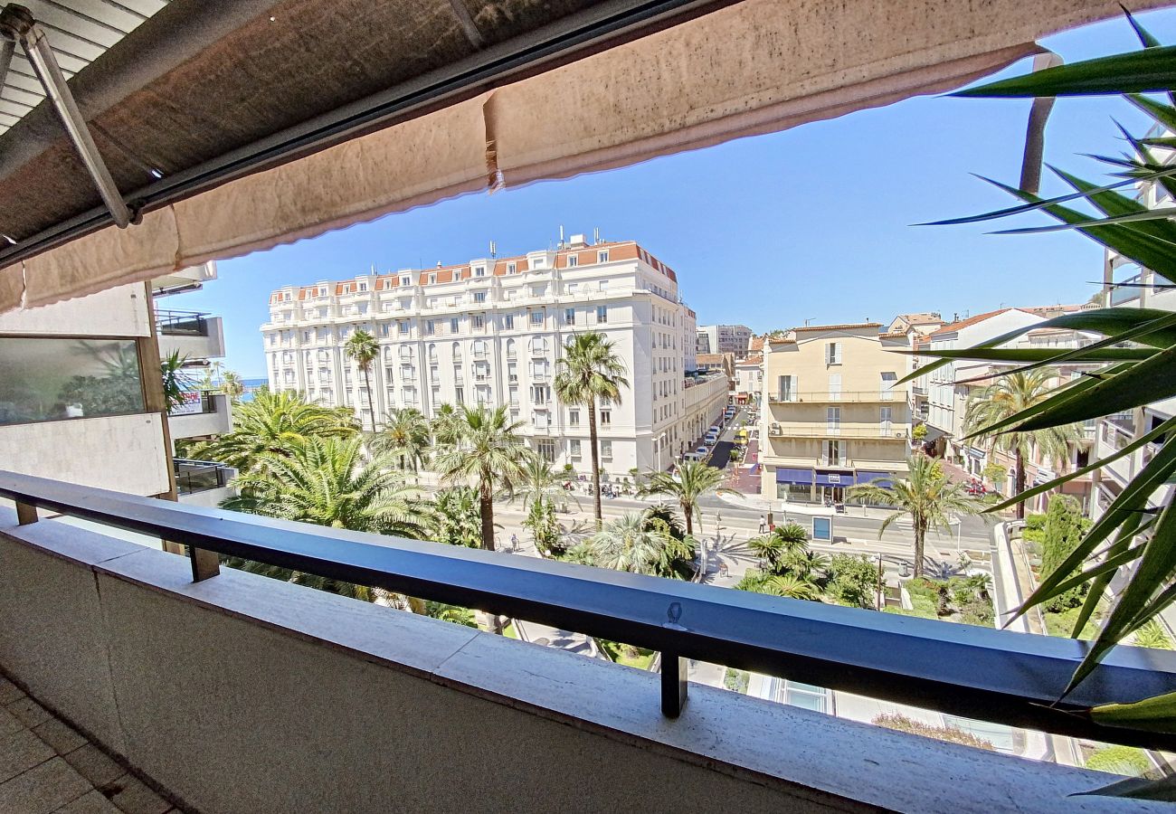 Appartement à Cannes - NES1198 Bel appartement à deux pas du Palais