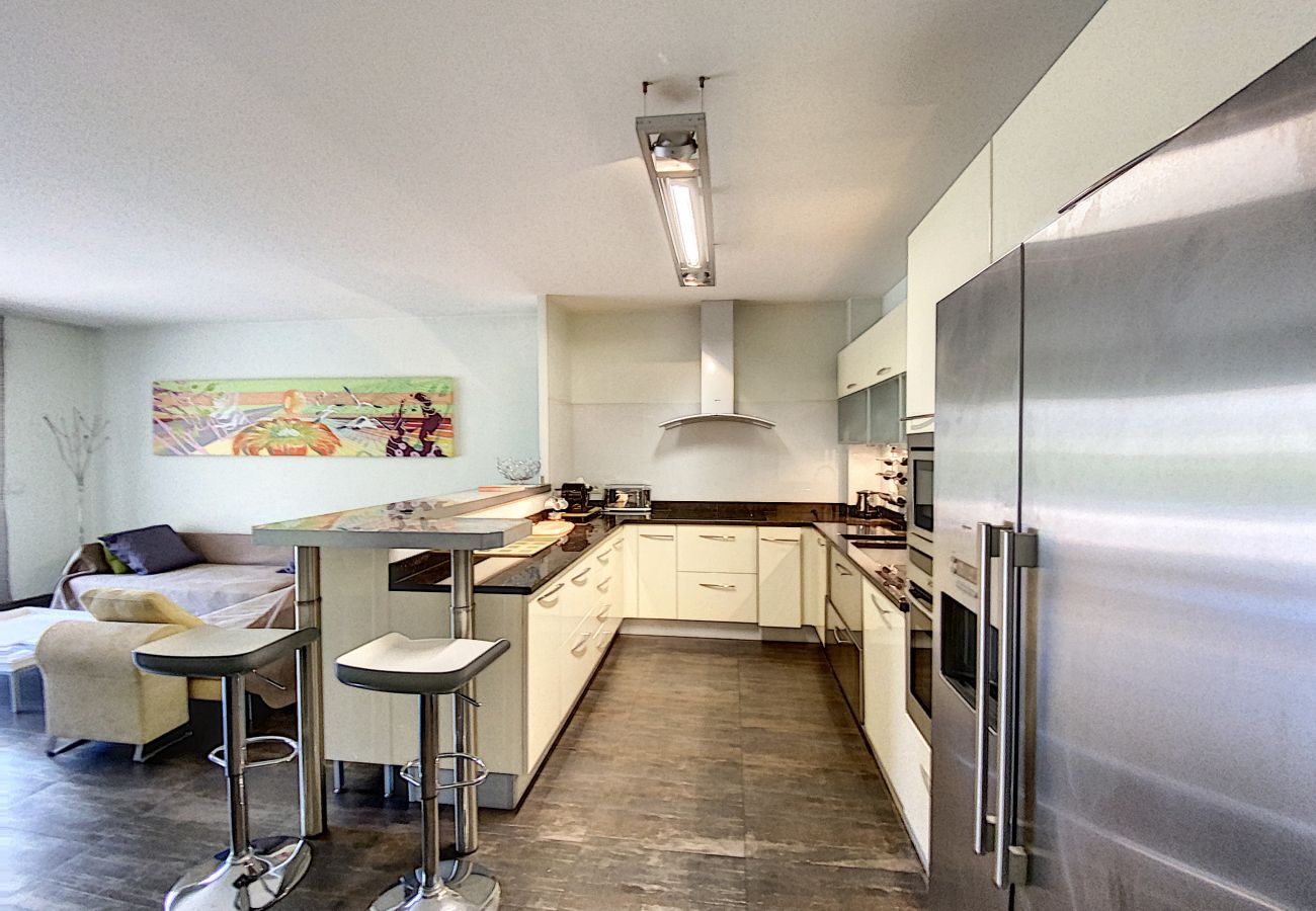 Appartement à Cannes - PAU343  / centre 4 rooms terrasse