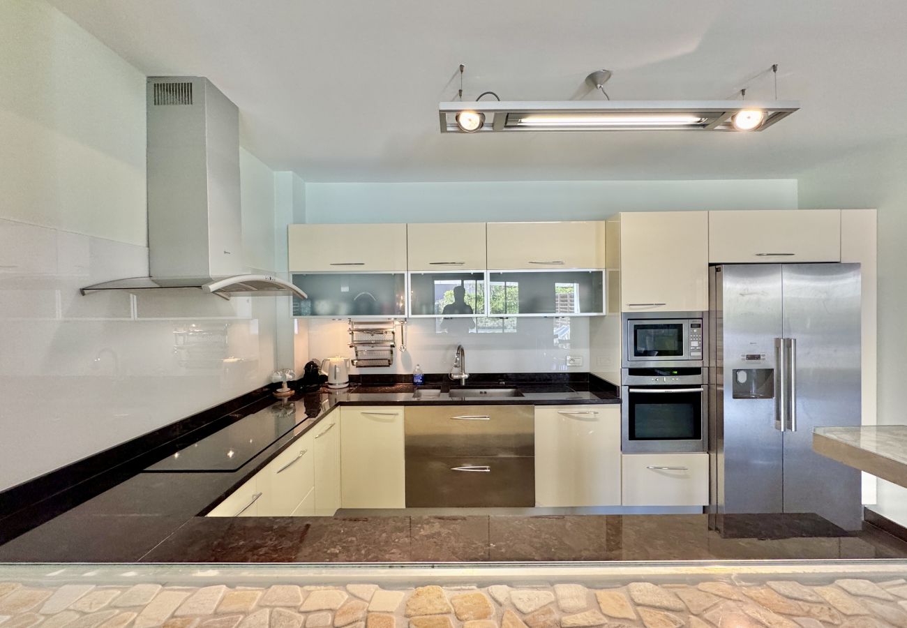 Appartement à Cannes - PAU343  / centre 4 rooms terrasse