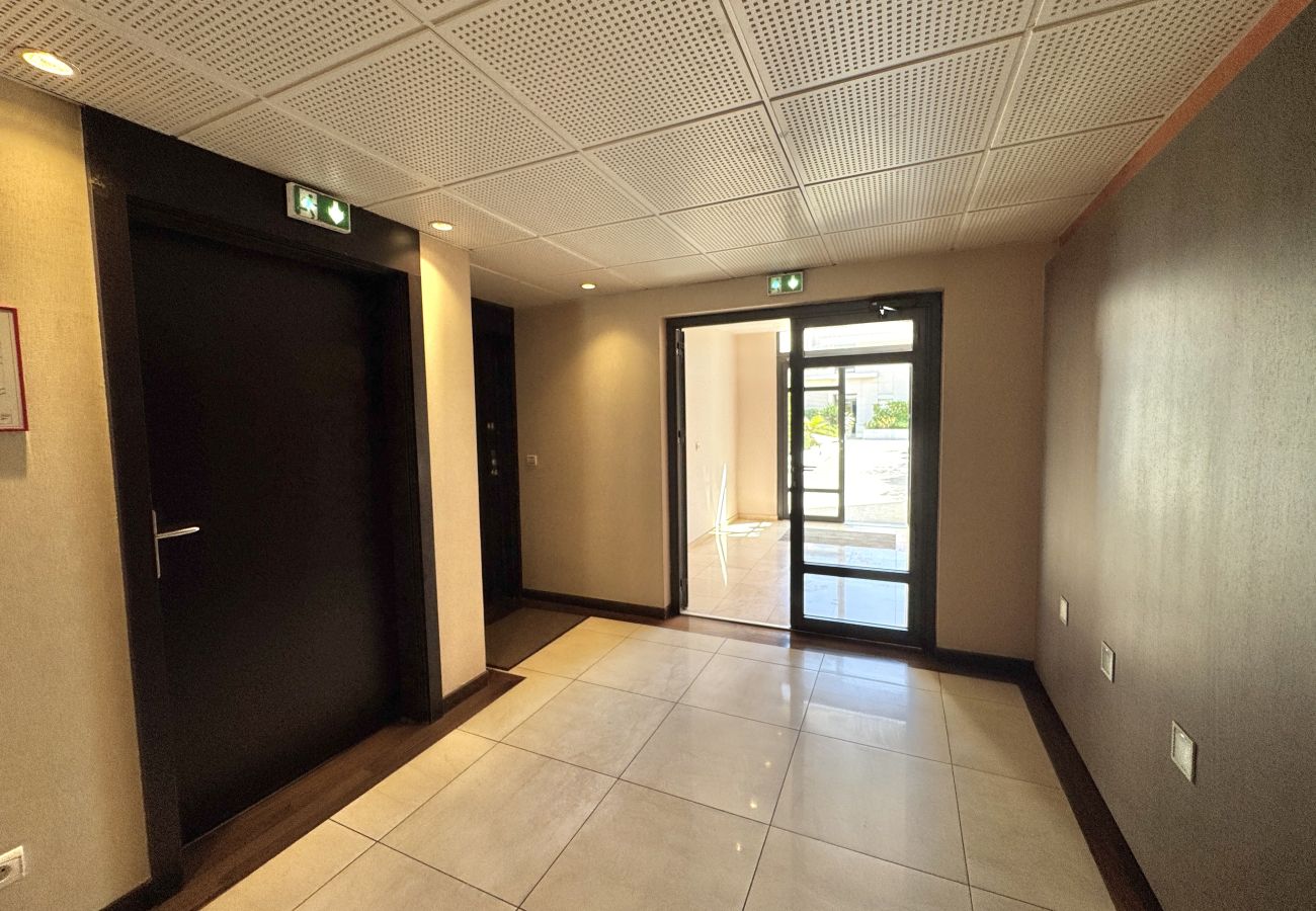 Appartement à Cannes - PAU343  / centre 4 rooms terrasse