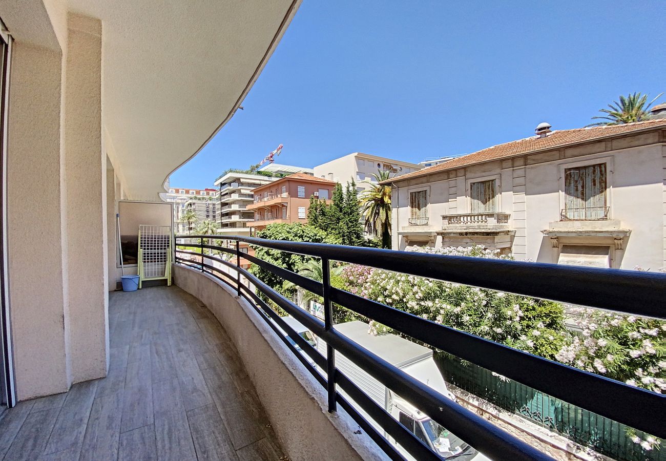 Appartement à Cannes - DOR1314 / Superbe apt idéalement situé dans Cannes
