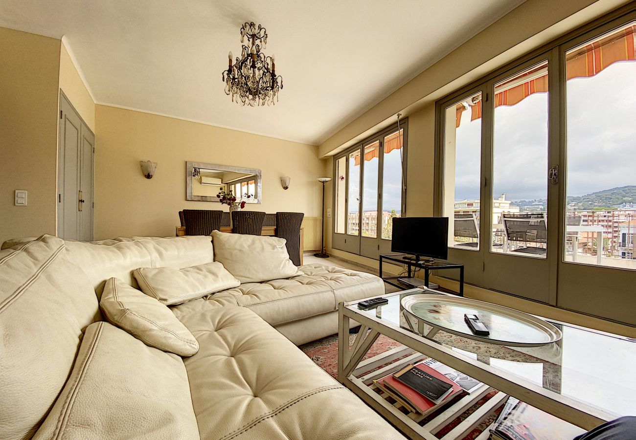 Appartement à Cannes - MAR41 22 Bd de Lorraine/ 3P
