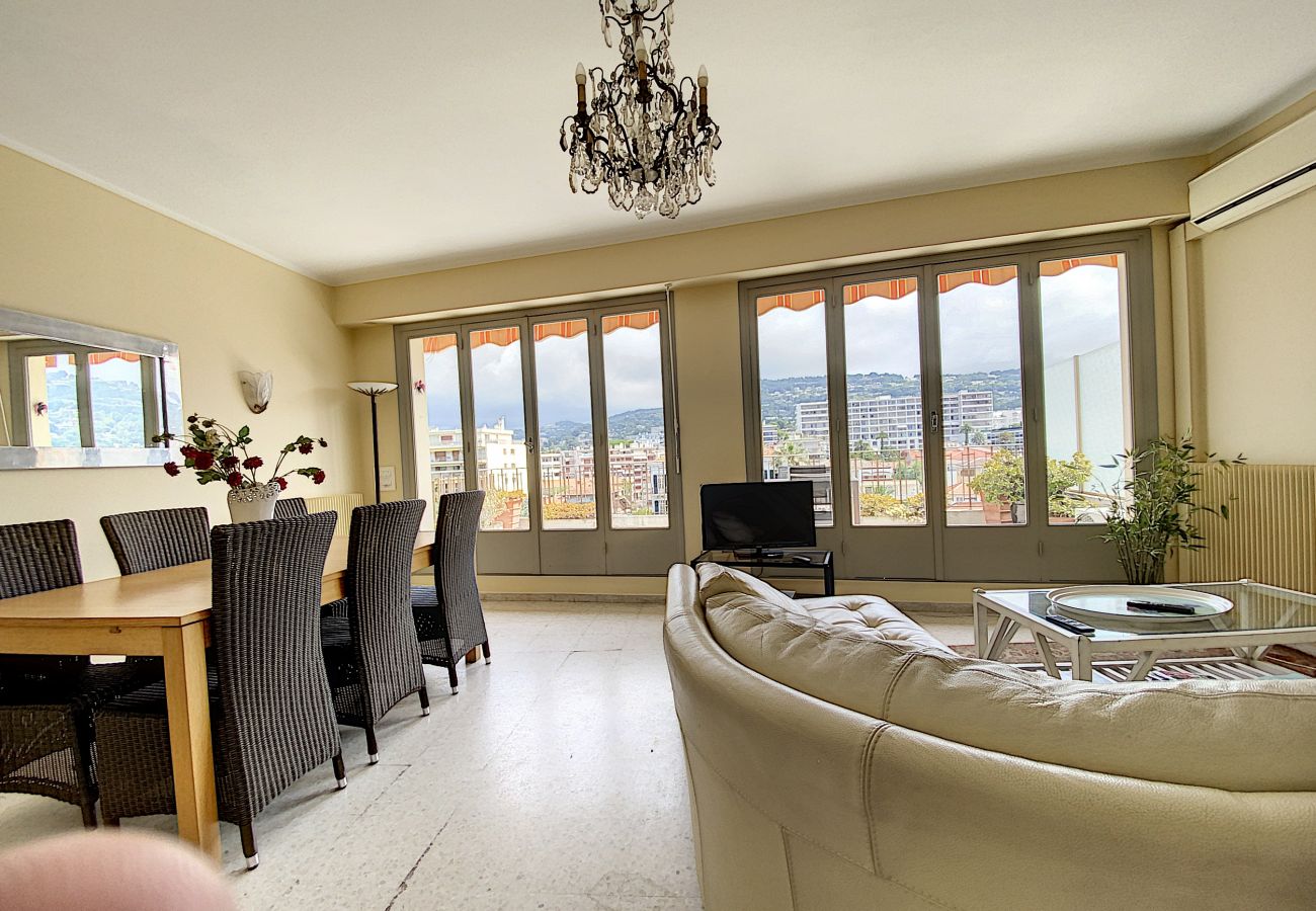 Appartement à Cannes - MAR41 22 Bd de Lorraine/ 3P