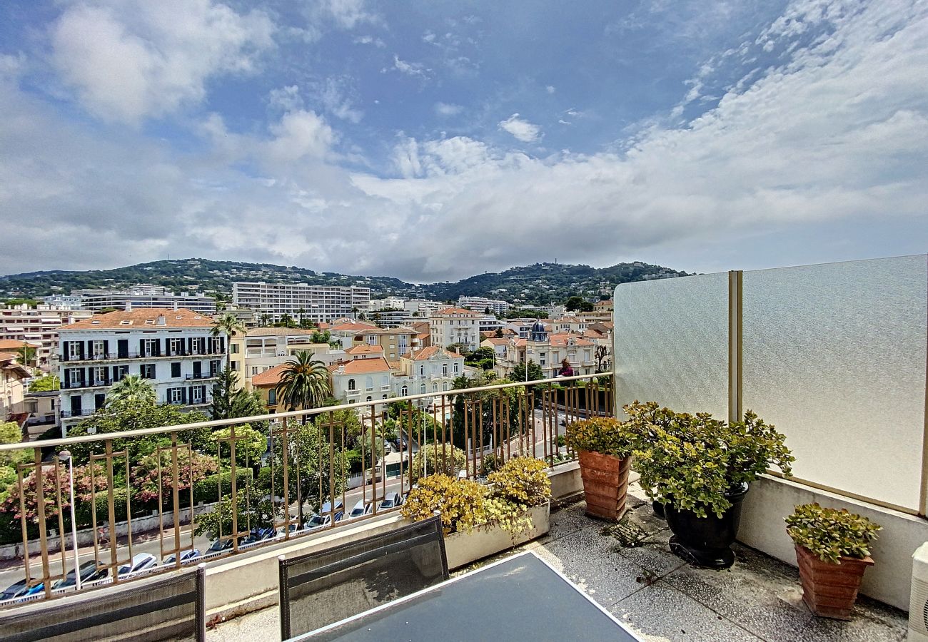 Appartement à Cannes - MAR41 22 Bd de Lorraine/ 3P