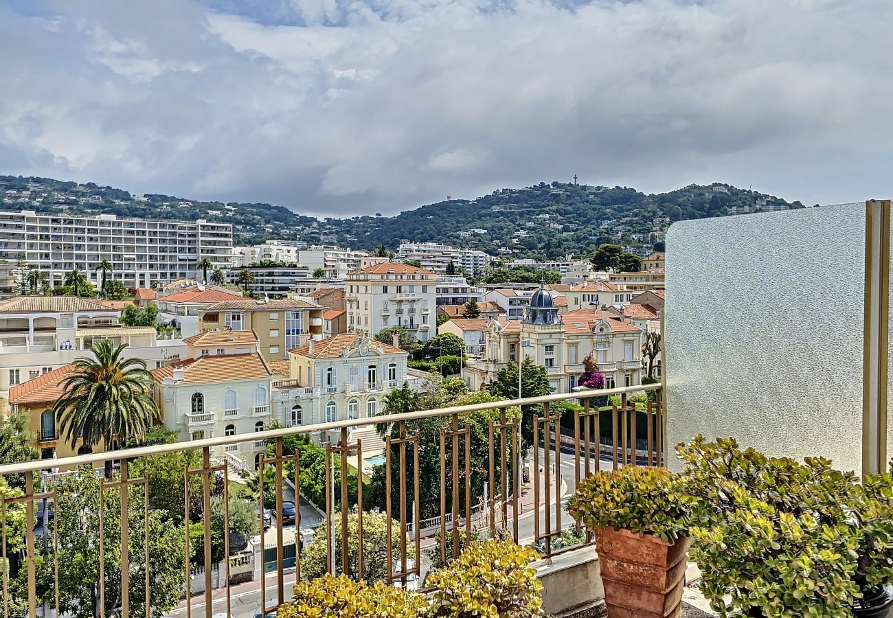 Appartement à Cannes - MAR41 22 Bd de Lorraine/ 3P
