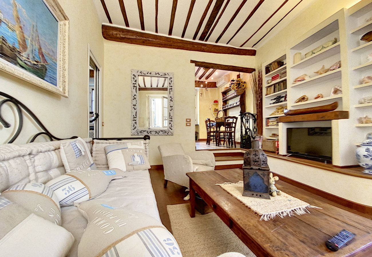 Appartement à Cannes - Saint Antoine/ MAS1410/ 2 Pièces