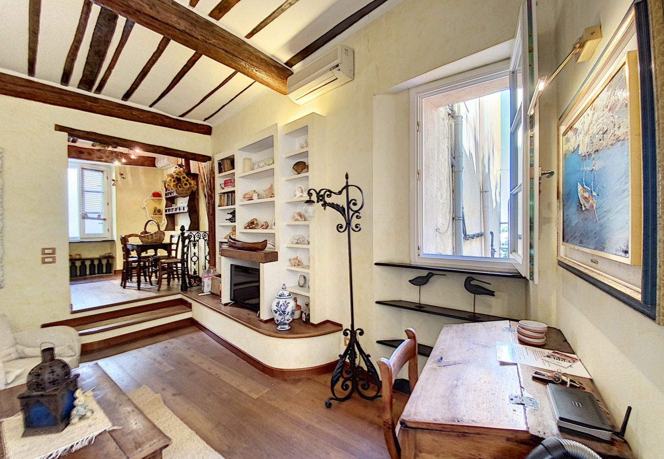 Appartement à Cannes - Saint Antoine/ MAS1410/ 2 Pièces