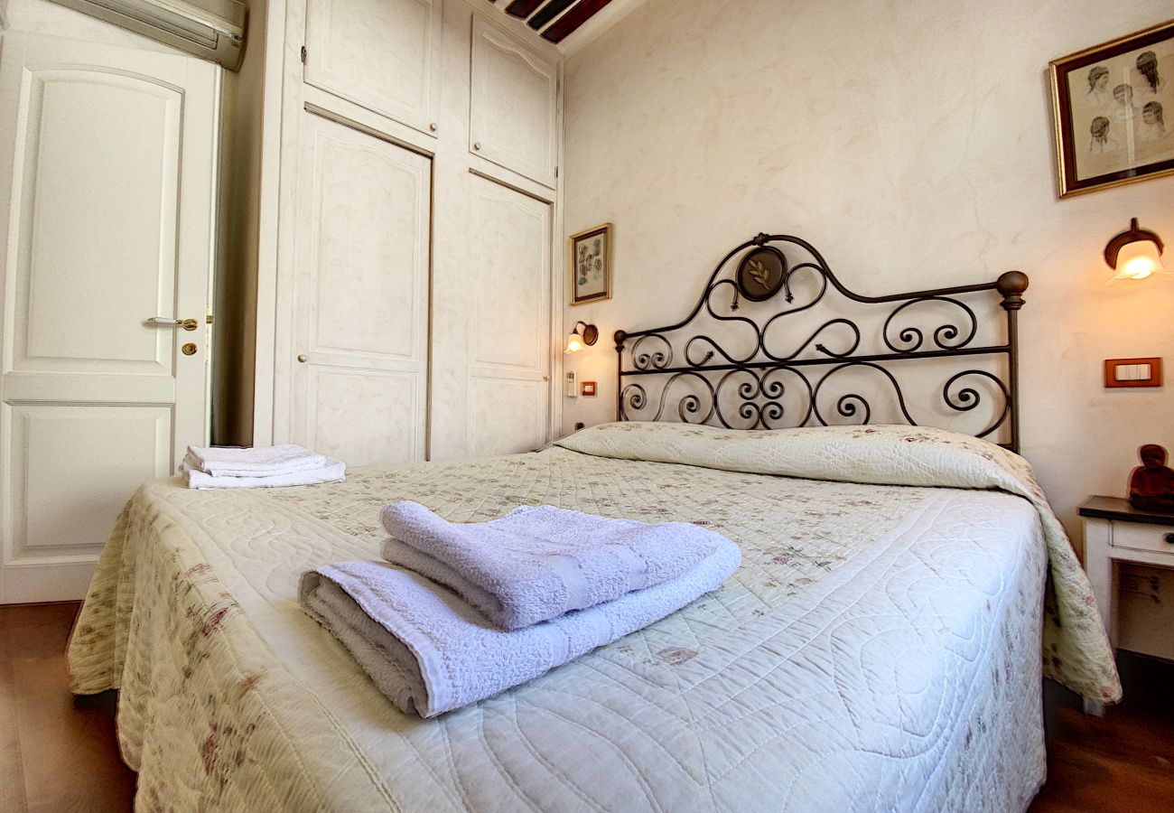 Appartement à Cannes - Saint Antoine/ MAS1411/ 3 Pièces