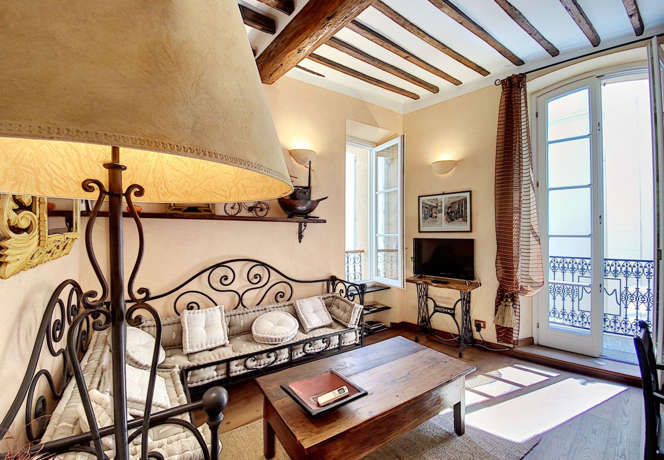 Appartement à Cannes - Saint Antoine/ MAS1411/ 3 Pièces