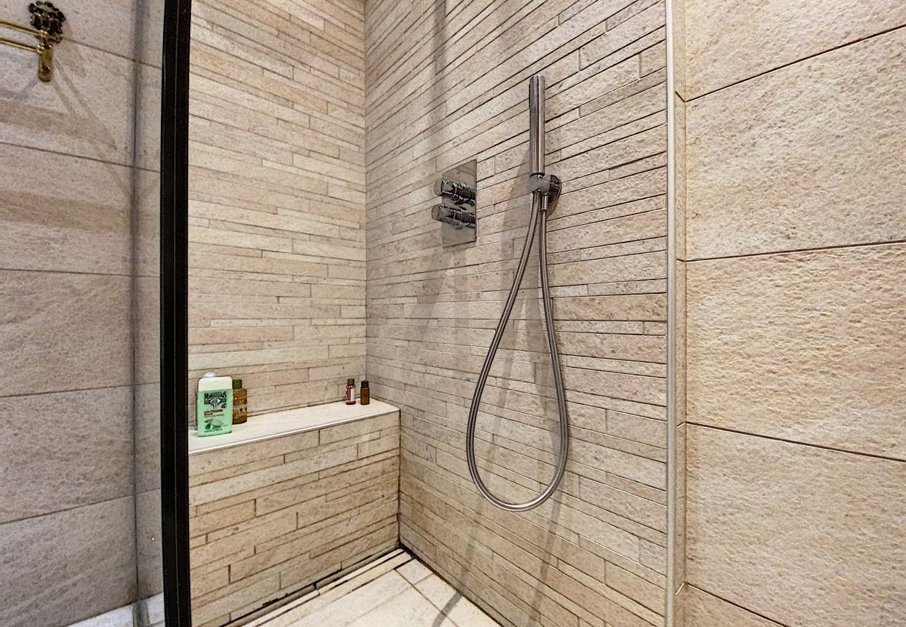 Appartement à Cannes - RAS181 Bel appartement proche Croisette