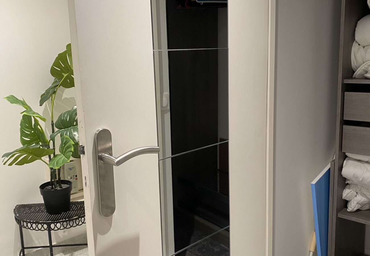 Appartement à Cannes - GAR2207 Beau 2 pièces centre terasse