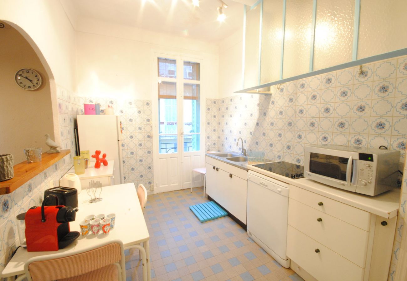 Appartement à Cannes - MEN1318 / Suquet 3 pièces terrasse