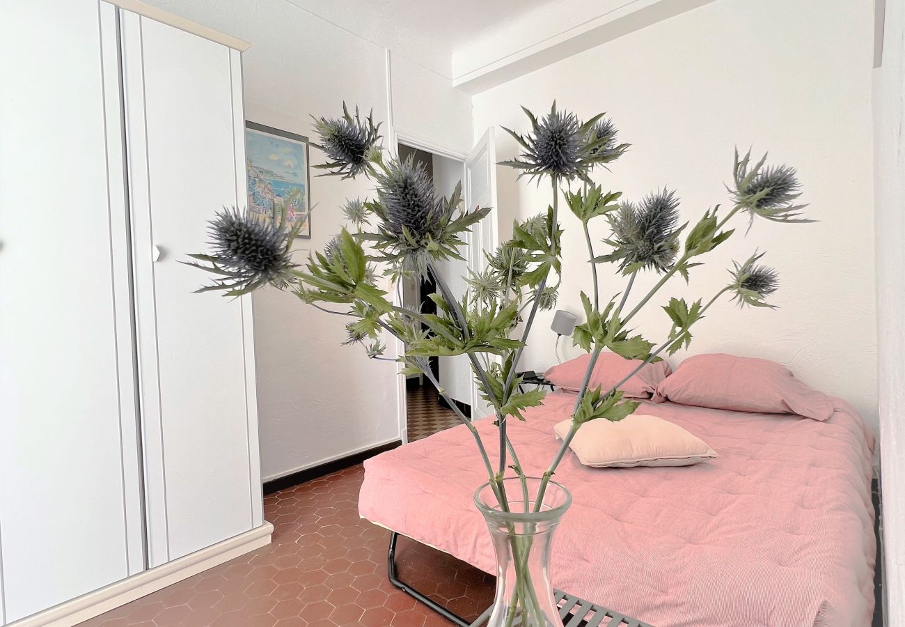 Appartement à Cannes - MEN1318 / Suquet 3 pièces terrasse