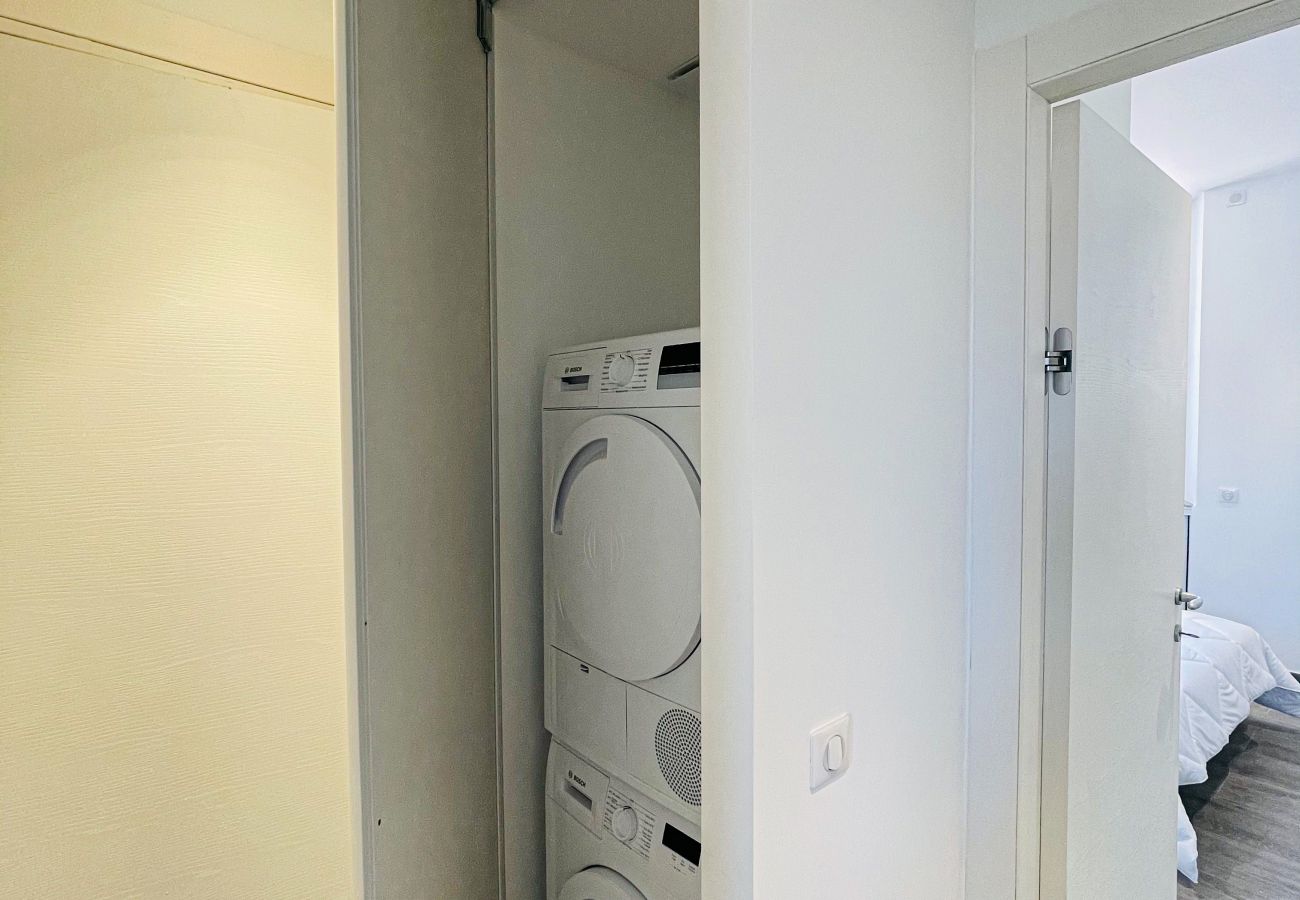 Appartement à Cannes - Côté Sud / Plein centre beau 2 chambres